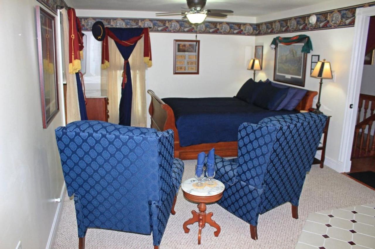 Bed and Breakfast Rosberg House Lindsborg Экстерьер фото